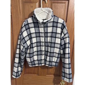 Sweet Rain Sherpa Lined Blue Plaid Jacket Size M Young Contemporary Full Zip